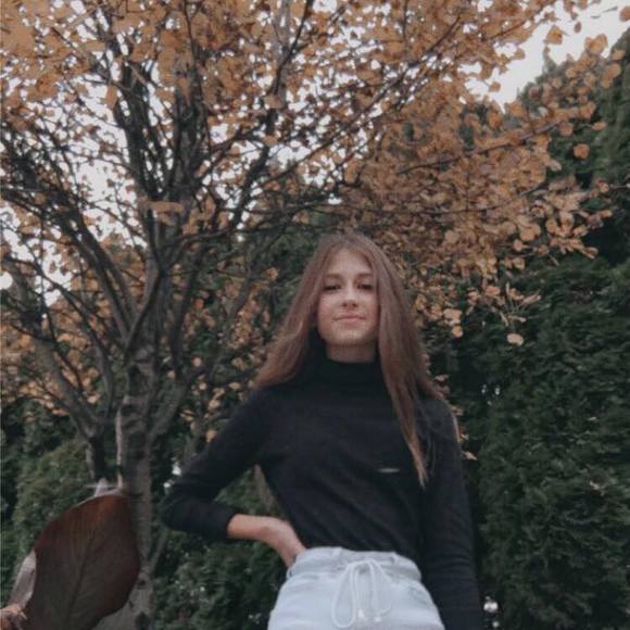 Meet your Posher, Jane - Picture 1 of 1